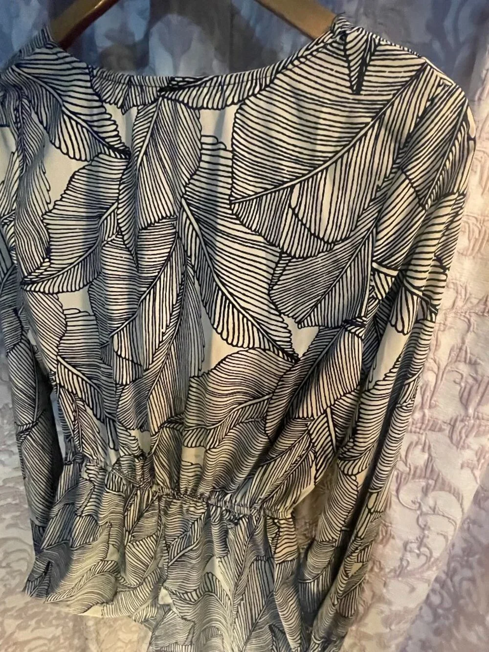 NWOT- Women's E. Leigh's Small Blk/Cream Lg Sleeve/Shorts Jumpsuit-Elastic Waist
